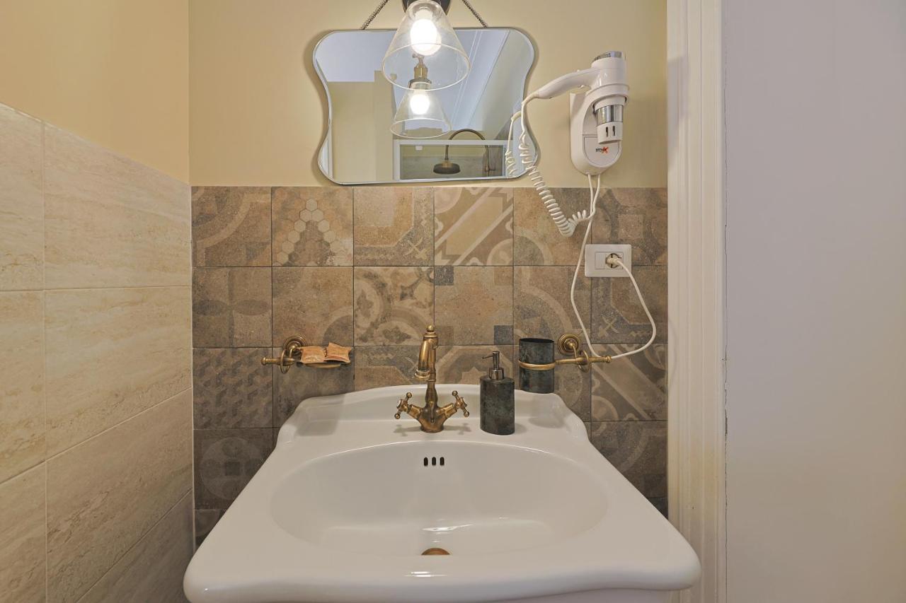 Art House Suites56 Via Del Babuino 56 Roma Exterior foto